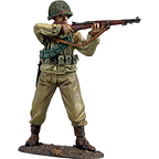 US infantry figure with M1